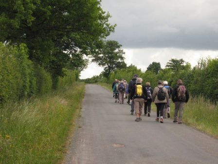 Le groupe de randonneurs près de la Croix Brenot